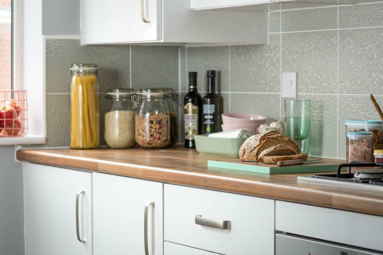 Coventry Jlr Guest House Екстер'єр фото